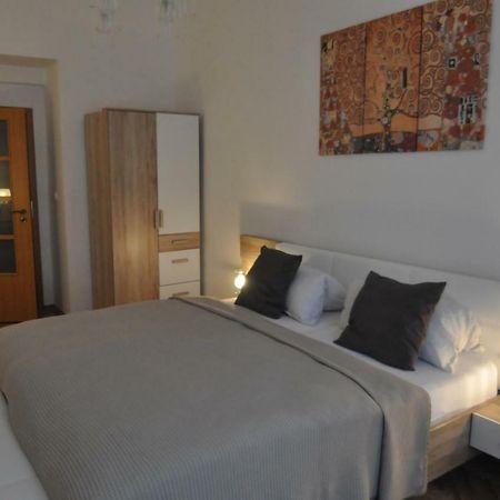 Jirina Appartments Прага Екстериор снимка