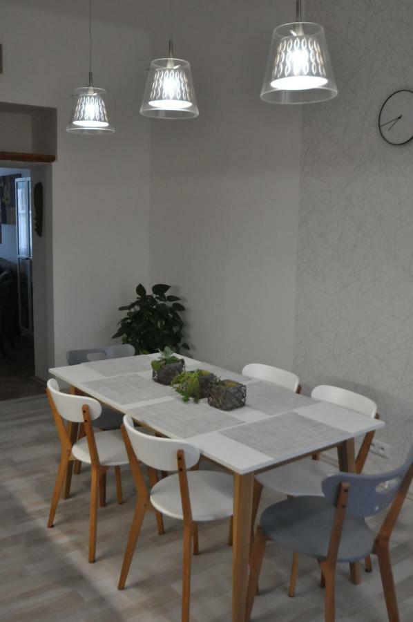 Jirina Appartments Прага Екстериор снимка