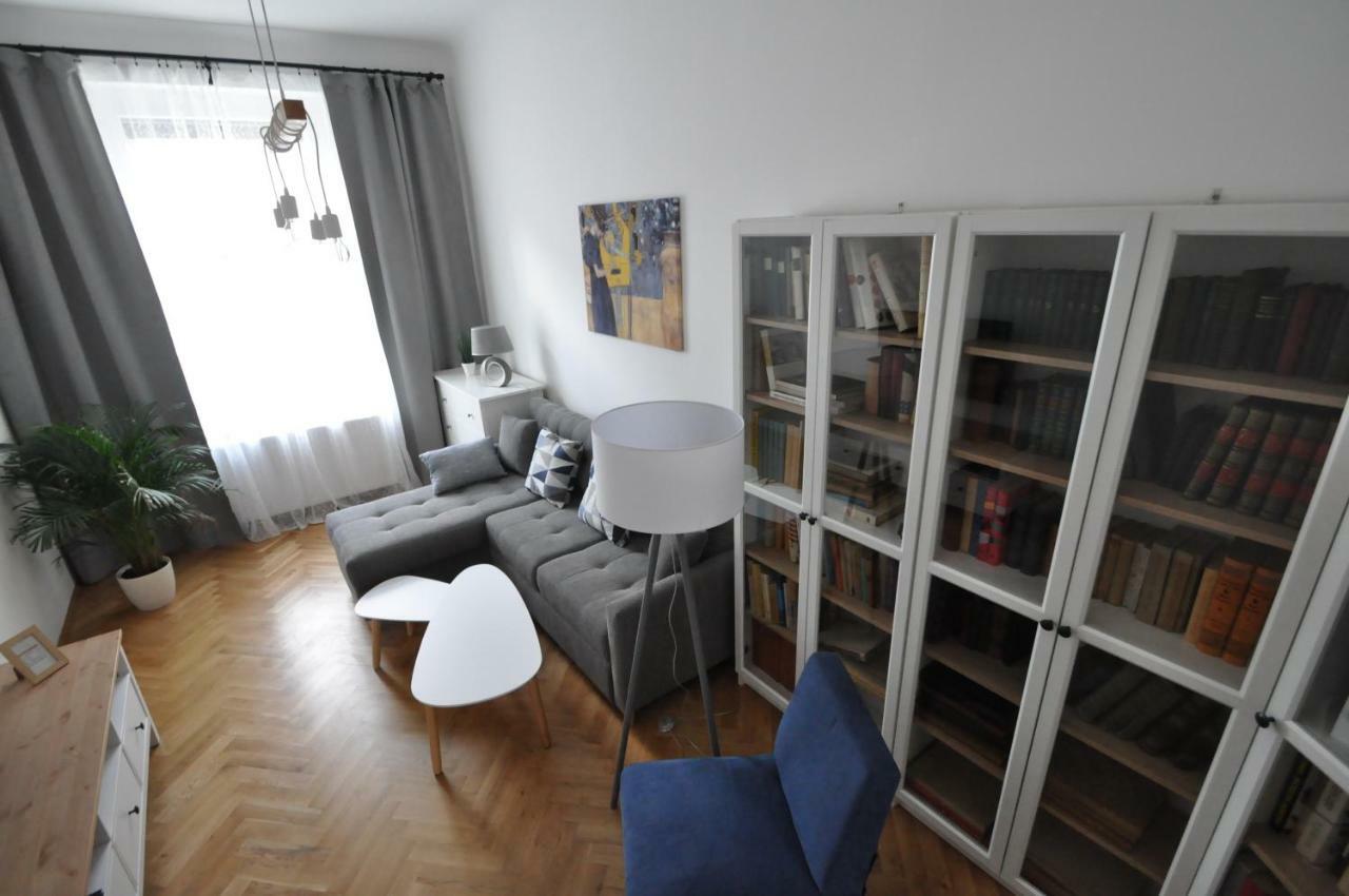 Jirina Appartments Прага Екстериор снимка